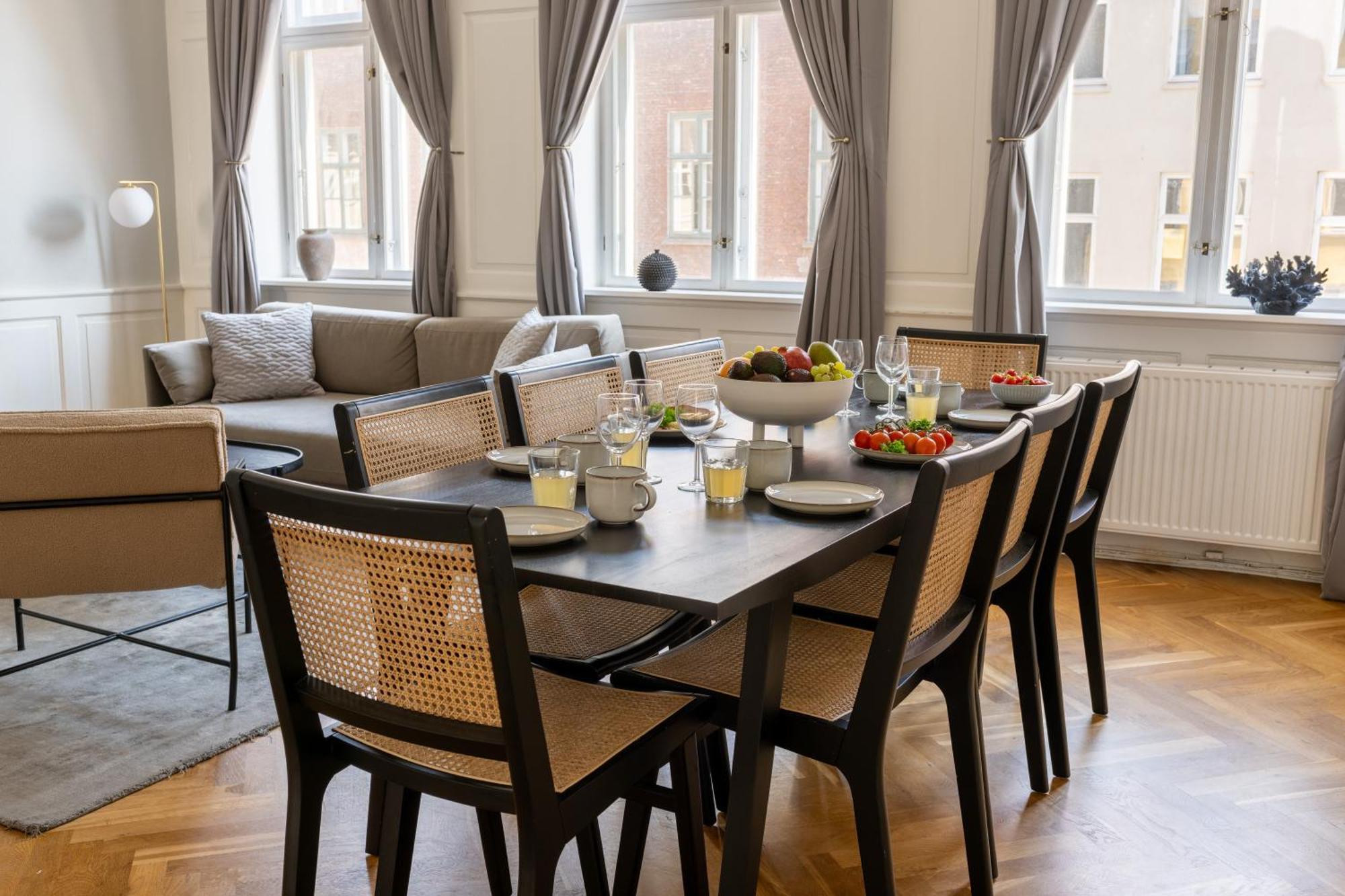 Large Apartment With Canal View In Central Cph City Copenhague Extérieur photo
